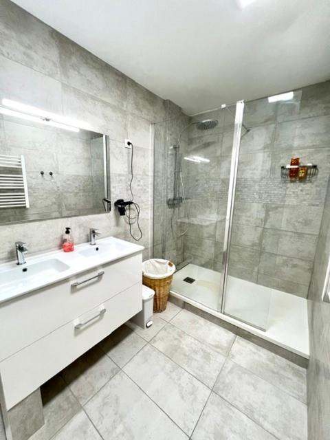 Appartement En Centre-Ville Bussy-Saint-Georges Eksteriør bilde